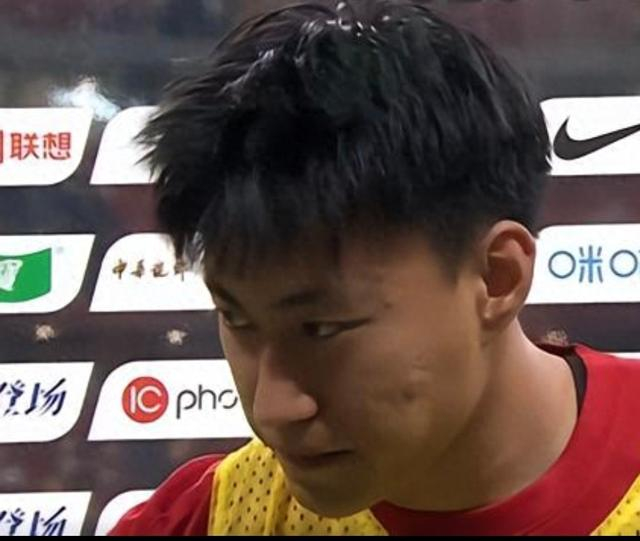 九游-邵佳一今晚最大发现：20岁留洋回国前锋1个月打进3球太惊艳|中超|杜月徵|西协甲|国足|青岛西海岸_新浪体育_新浪新闻