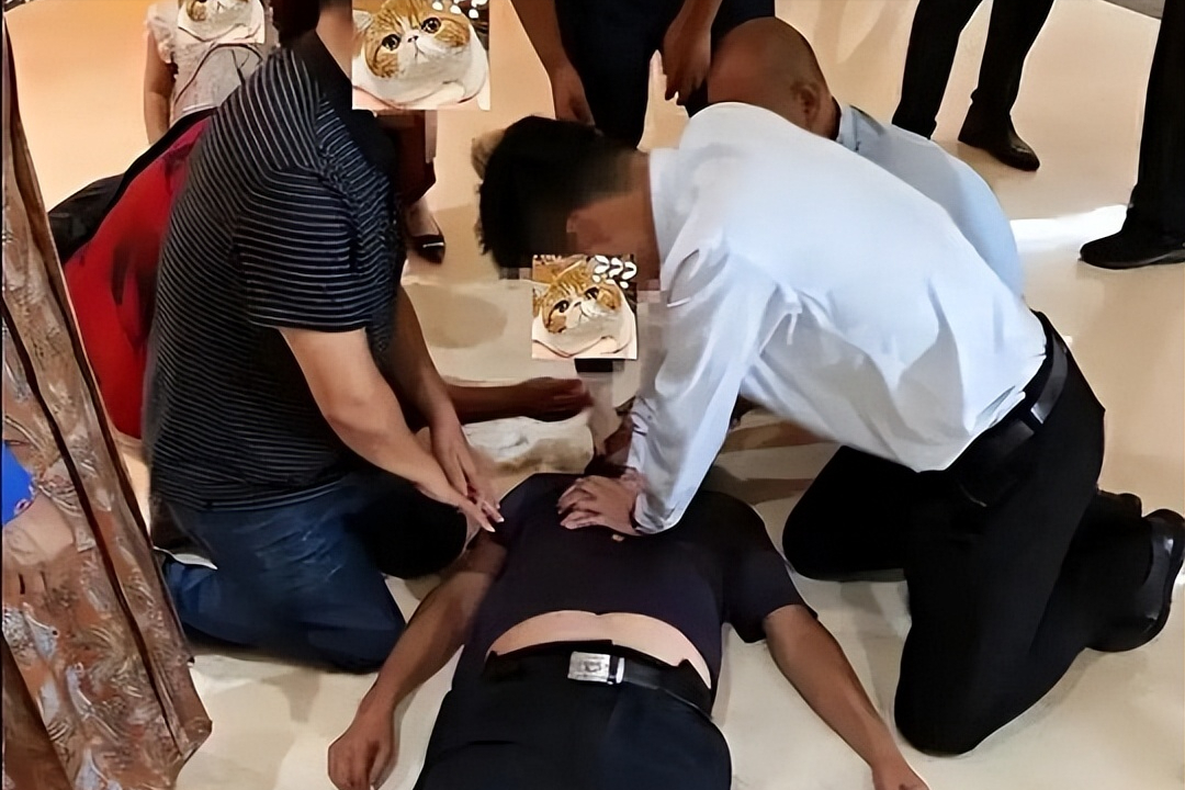 九游娱乐-53岁男子猝死，生前每天早睡不熬夜，检查后：犯了3个错误